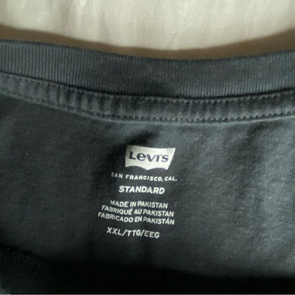 Levi's T-Shirt Men's 2XL Black Short Sleeve Crew Neck Graphic Classic Print - Picture 4 of 8